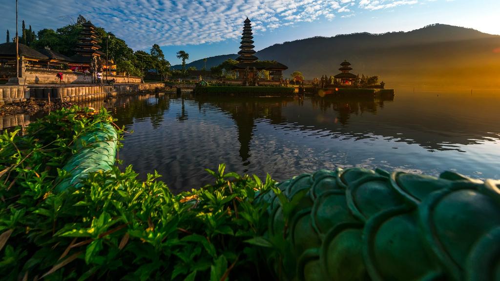  อันดับ 7 .     เกาะบาหลี(Bali), อินโดนีเซีย 