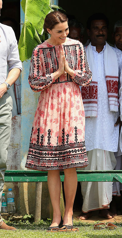 Kate-Middleton-Wearing-Topshop-Dress-India-2016