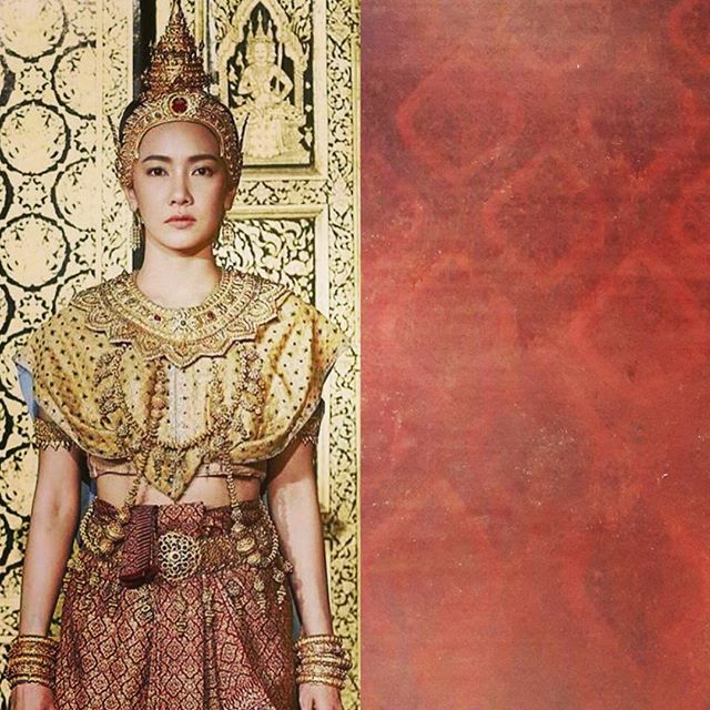 7.แรงบันดาลใจ ผ้านุ่ง แม่อุบล ใช้ลาย พุ่มข้าวบิณฑ์ ตามลวดลายที่พบ บนจิตรกรรมฝาผนัง วัดใหญ่สุวรรณาราม จ.เพชรบุรี ซึ่งเป็นวัดสมัยอยุธยาแท้ๆ ใครสนใจไปตามดูได้นะครับ ภาพนี้จะเป็นผนังหลังพระประธาน ลายเลือนลางมากแล้ว แต่ยังทรงคุณค่า ให้เราศึกษาได้ #พิษสวาท #pitsawart