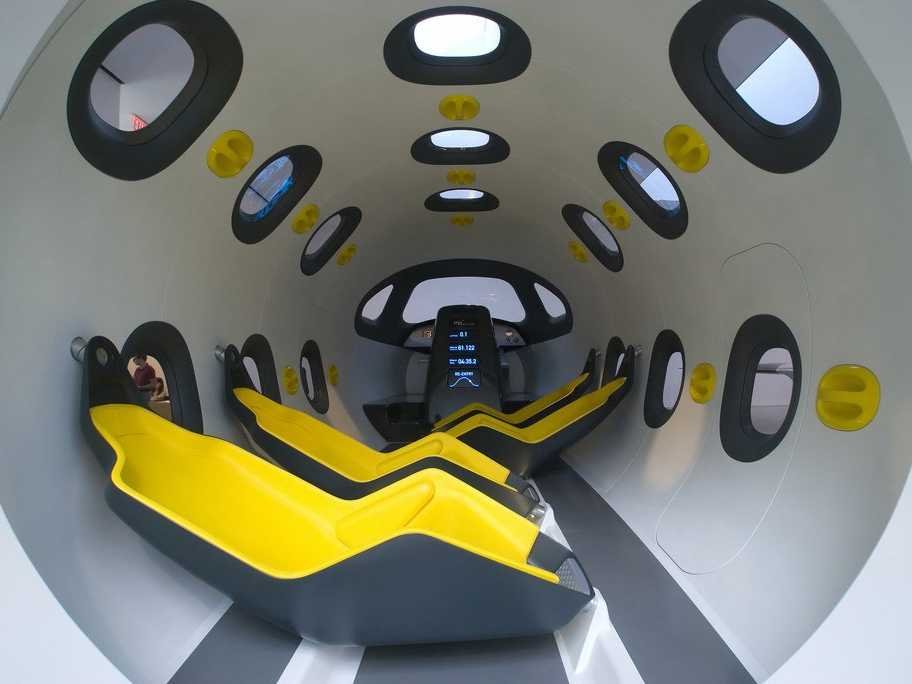 09-newson-designed-the-interior-of-this-concept-spacecraft-those-comfortable-looking-chairs-give-us-hope-for-future-iterations-of-the-iwatch