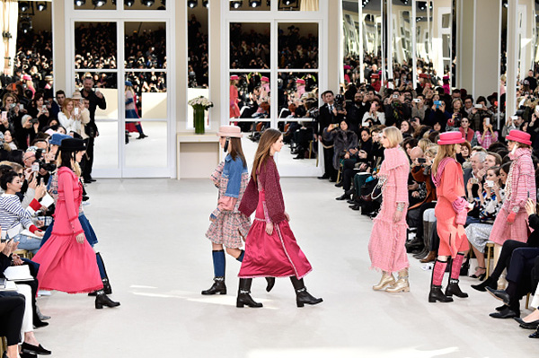 PARIS, FRANCE - MARCH 08: Models walk the runway during the Chanel show as part of the Paris Fashion Week Womenswear Fall/Winter 2016/2017 on March 8, 2016 in Paris, France. (Photo by Pascal Le Segretain/Getty Images)