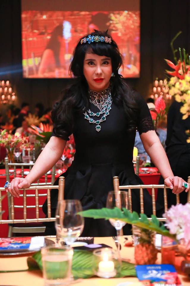 ไฮโซมังคุด วงศ์ชนก ชีวะศิริ
