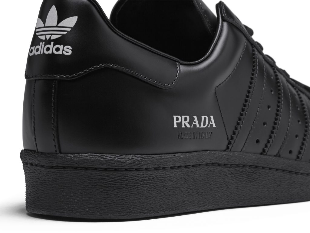 รองเท้า Prada Superstar สีดำ