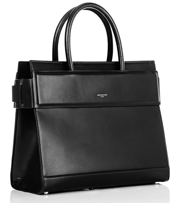 กระเป๋ารุ่นฮอไรซัน (Horizon Bag) จาก Givenchy 