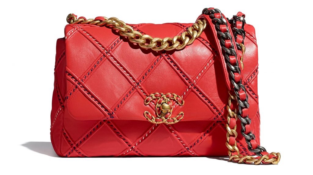 กระเป๋าแบรนด์เนมสีแดง Chanel 19