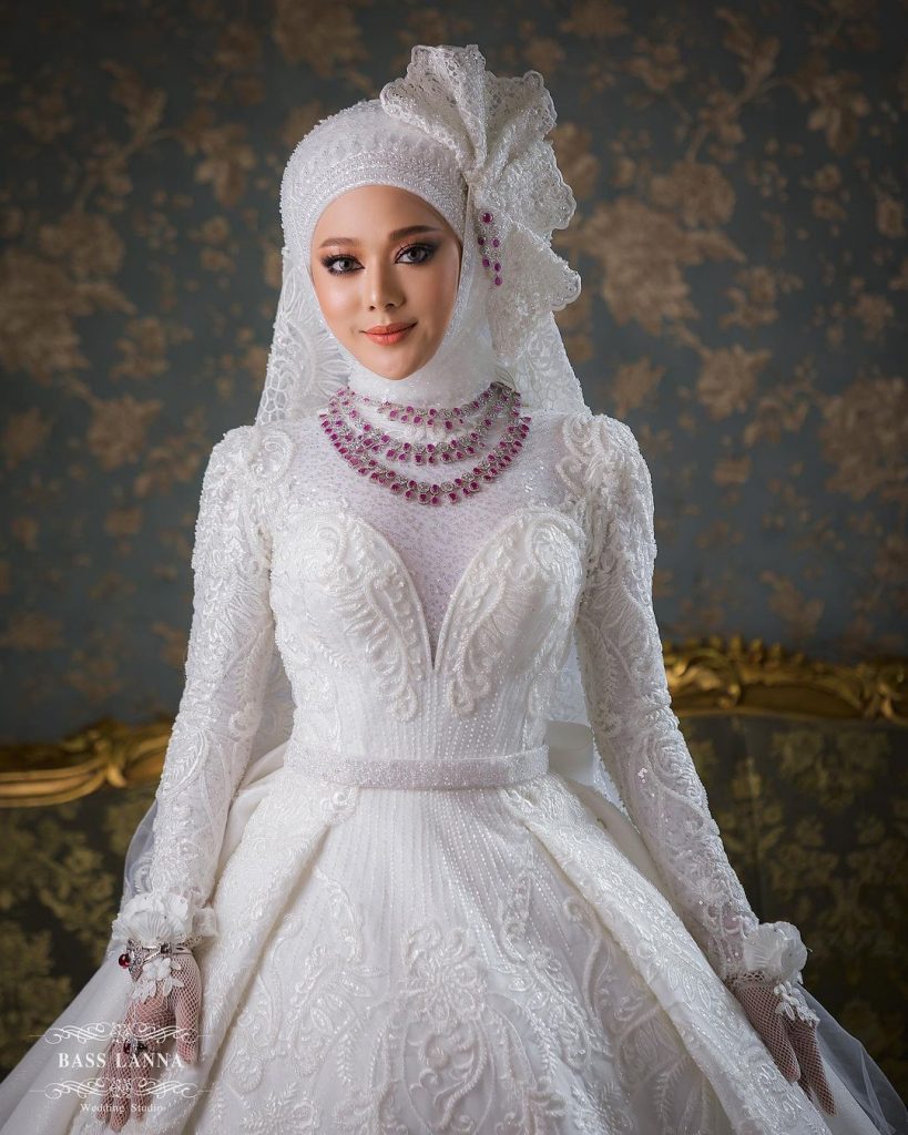 'ทับทิม อัญรินทร์' ในชุดเจ้าสาวอิสลาม