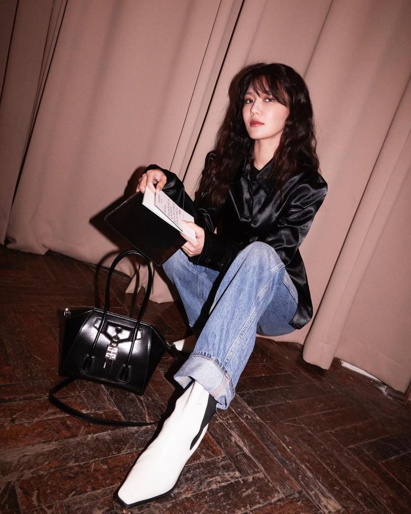 ซูยอง กระเป๋า Givenchy Antigona