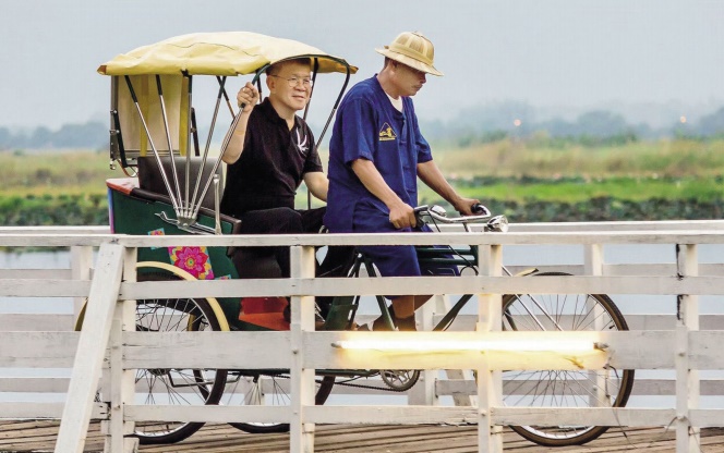 วีระศักดิ์  วิจิตร์แสงศรี