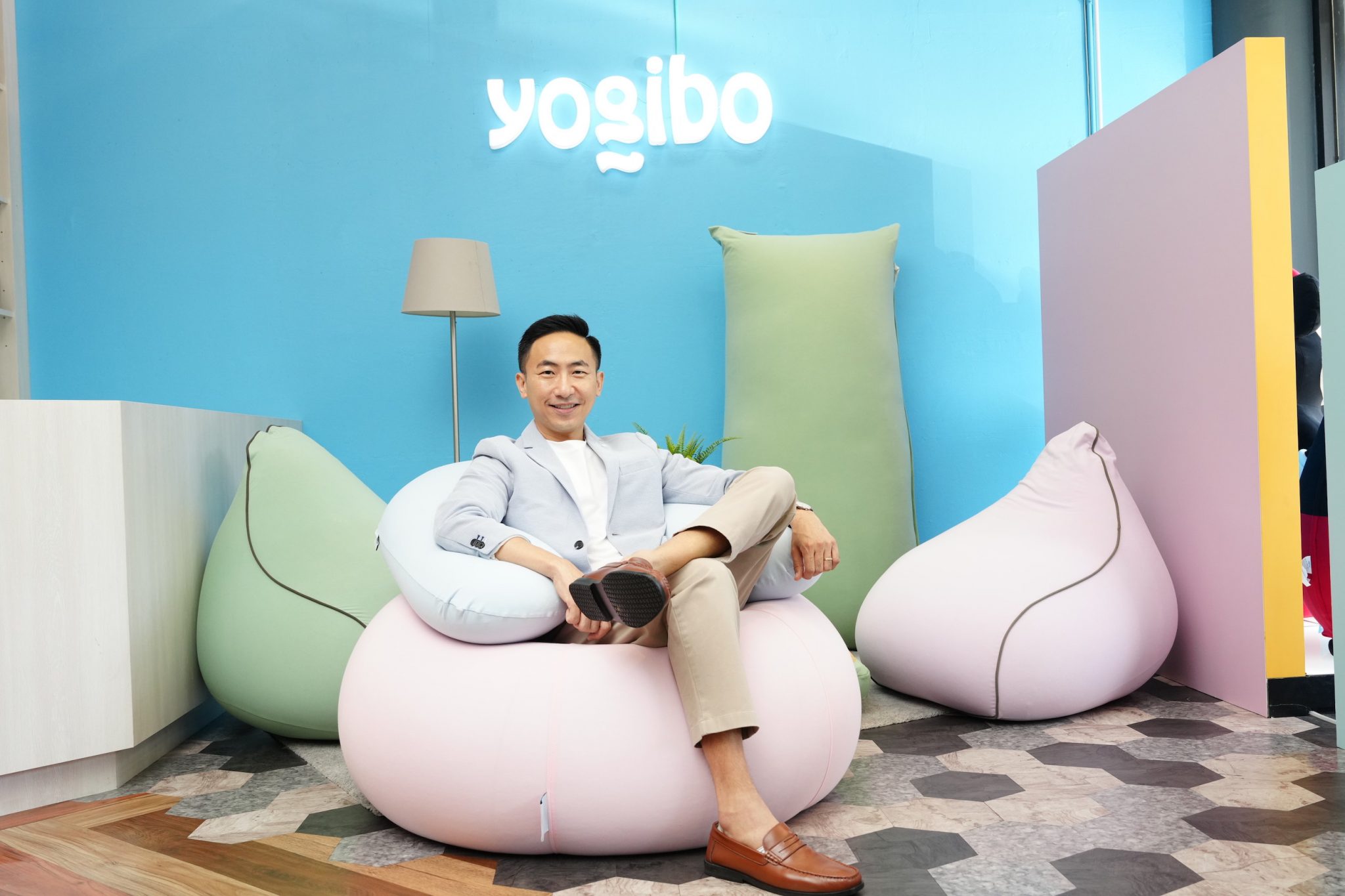 ชวนสัมผัสโฉมใหม่ Yogibo Flagship Store ทองหล่อ 13 ที่สุดแห่งความนุ่ม ...