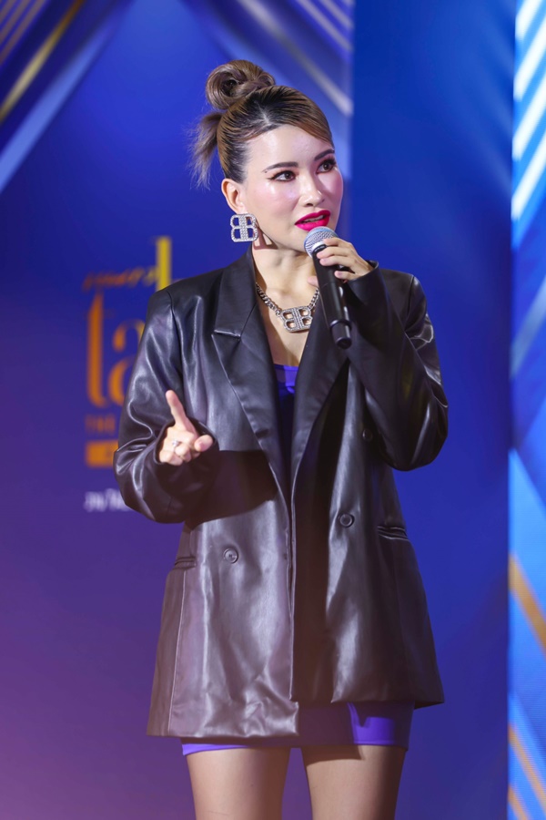 ม่งนี๋- ศิริรัตน์ CEO Mana Collagen