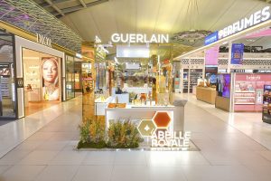 GUERLAIN เปิดป๊อปอัพสโตร์ “ABEILLE ROYALE YOUTH WATERY OIL SERUM” ถ่ายทอดนวัตกรรมความงามสุดล้ำ ณ คิง เพาเวอร์ สนามบินสุวรรณภูมิ