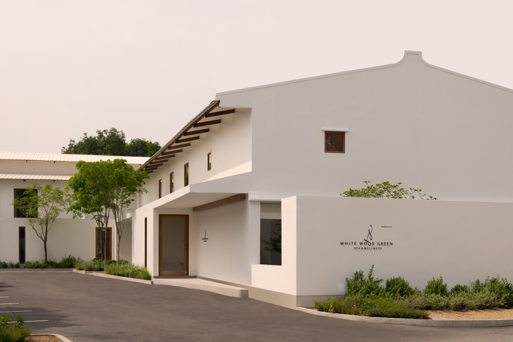 White Wood Green Spa