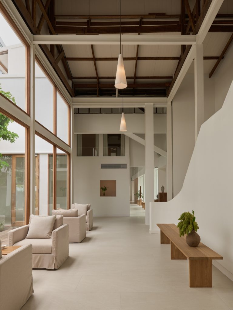 White Wood Green Spa